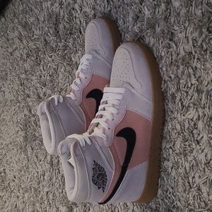 NWOT Nike Jordan's Low Dunks